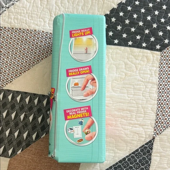 Zuru Mini Brands Mini Fridge Playset - Blue - Picture 2 of 7